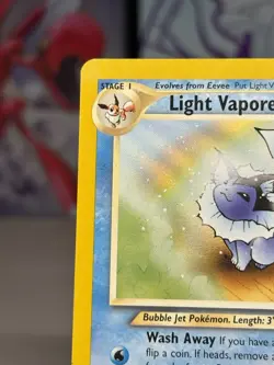 Pokemon TCG Card - Light Vaporeon 52/105 Neo Destiny Uncommon Vintage - LP+ - Image 2