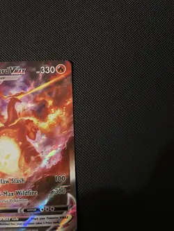 Charizard VMAX SWSH261 SWSH: Sword & Shield Black Star Promo Card Holo - NM - Image 3