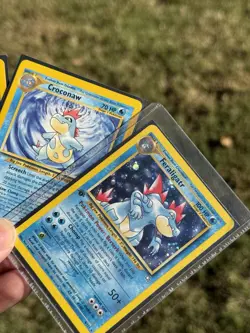 Feraligatr 4/111 1st Edition Neo Genesis Holo Rare Pokemon Card 2000 TCG WOTC NM - Image 2