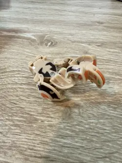 Bakugan Fangoid Tan Subterra Gundalian Invaders DNA 870g - Image 4