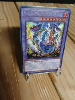 Yugioh! Snake-Eyes Doomed Dragon SUDA-EN035 Secret Rare 1st Edition NM ENG - Image 4