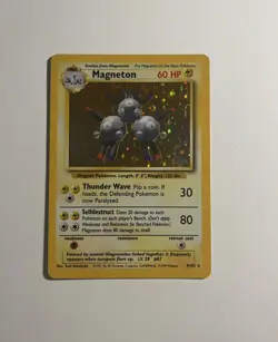 Pokemon Card, Magneton Base Set 9/102 Holographic - Image 1