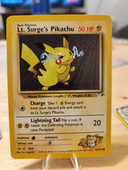 Lt. Surge's Pikachu 81/132 NM Unlimited Gym Heroes Pokemon TCG WotC Vintage Card - Image 1