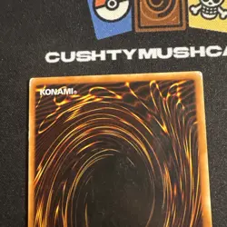 YUGIOH ELEMENTAL HERO GLOW NEOS ULTRA RARE STON-EN036 SMALL CREASE - Image 5