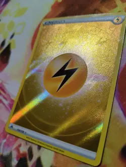 Pokemon TCG Lightning Energy Crown Zenith 155/159 Holo Ultra Near Mint - Image 2