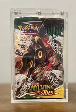 Pokemon Sword & Shield Evolving Skies Booster Box FACTORY SEALED in acrylic case - Image 4