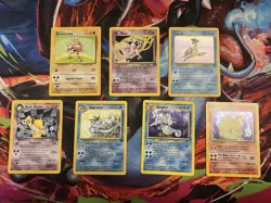 POKEMON 7 VINTAGE HOLOS CARDS LOT ( FOSSIL , BASE SET , JUNGLE , NEO GENESIS) - Image 1