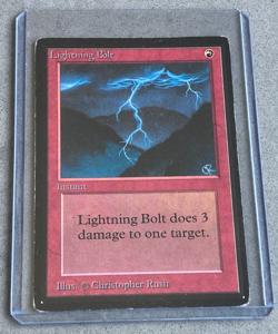 1993 vintage MAGIC THE GATHERING Lightning Bolt beta U CARD mtg - Image 1