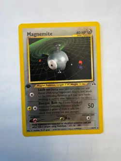 Pokemon Magnemite 26/75 1st Edition Rare Pre-owned - Image 1