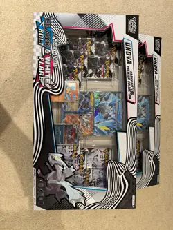 2 x NEW SEALED POKEMON UNOVA HEAVY HITTERS PREMIUM COSTCO COLLECTION SEALED 🖤⚪ - Image 2