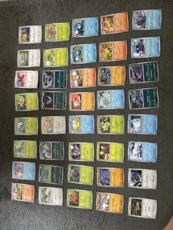 Pokemon TCG Scarlet & Violet 151 Bundle 65 Cards - Image 1