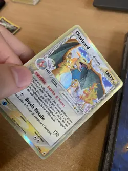 Carta Pokemon Charizard Specie Delta Olografica EX Guardiani dei Cristalli 4/100 - Image 3