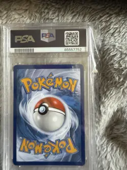 Pokemon TCG Umbreon v TG22/TG30 Ultra Rare Brilliant Stars PSA 9 - Image 2