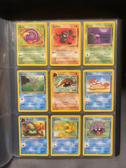 Jungle and Fossil Set Complete Common Pokemon Cards Bundle 1999 WOTC - Image 1