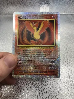 Moltres Reverse Holo 2002 Legendary collection Pokemon card 30/110 - Image 1