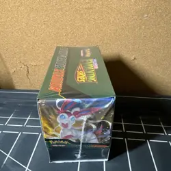 Pokemon TCG Sword & Shield Evolving Skies Build & Battle Stadium SEALED - Image 4