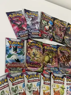 Lot of (17) Pokemon TCG Paldea Evolved Chilling Reign Booster Packs Sealed ++ - Image 2