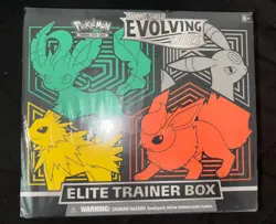 Pokemon TCG Sword & Shield Evolving Skies Etb Sealed brand new 🔥🔥🔥 - Image 1