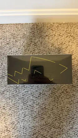 Pokemon TCG 25th Anniversary Celebrations Elite Trainer Box ETB SEALED with case - Image 4