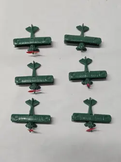 Lot of six (6) replacement green U.S. biplanes from American Heritage Dogfight - Image 1