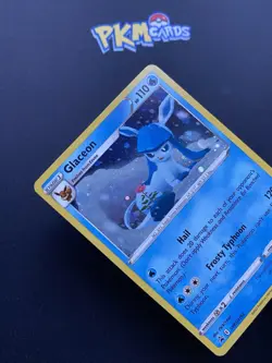 Pokemon TCG Glaceon SWSH192 Black Star Promo Holo ( WITH SWIRL BY TAIL ) LP. - Image 3