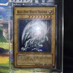 Blue-Eyes White Dragon SDK-001 Starter Deck: Kaiba 1st Edition - Image 1
