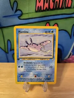 1st Edition Mantine Pokemon Neo Genesis 2000 Vintage card W Sleeve & Top Loader! - Image 1