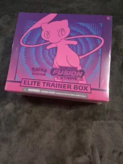 Nintendo Pokemon TCG: Sword & Shield Fusion Strike Elite Trainer Box 820650809330 - Image 1
