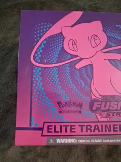 Nintendo Pokemon TCG: Sword & Shield Fusion Strike Elite Trainer Box 820650809330 - Image 2