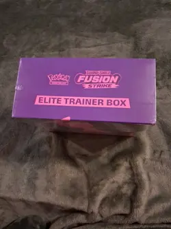 Nintendo Pokemon TCG: Sword & Shield Fusion Strike Elite Trainer Box 820650809330 - Image 5