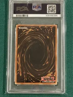 2004 SYE YUGIOH DARK MAGICIAN STARTER DECK PSA 6 - Image 2