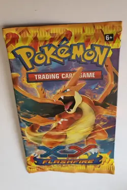 Pokemon TCG - XY Flashfire Booster Pack Charizard Artwork Factory Sealed - Image 3