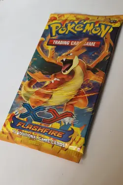 Pokemon TCG - XY Flashfire Booster Pack Charizard Artwork Factory Sealed - Image 5