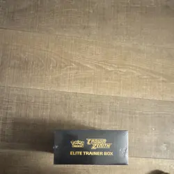 Pokemon TCG Crown Zenith: Elite Trainer Box Lucario 2023 English - Image 2