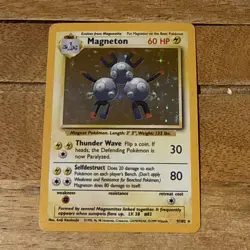 Magneton 9/102 Pokemon Card Holo WOTC Base Set - Image 1