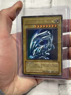 Blue-Eyes White Dragon SDK-001 Starter Deck: Kaiba-Unlimited Edition Holo HP - Image 1