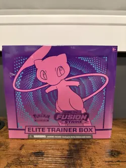 2021 Pokemon Sword & Sheild Fusion Strike ETB New Sealed Great Shape! - Image 1