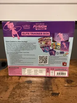 2021 Pokemon Sword & Sheild Fusion Strike ETB New Sealed Great Shape! - Image 4