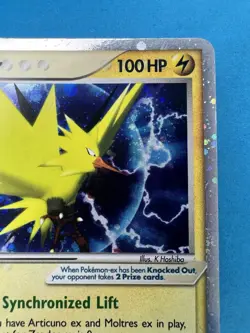 Pokemon TCG Holo Ultra Rare Zapdos ex Nintendo Promo Card 033 Vintage - Image 2