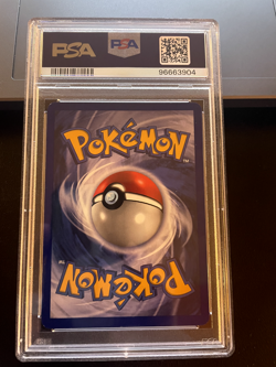 1999 Pokemon Game Venusaur Holo Card 15/102 PSA 8 NM-MT - Image 2