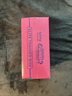 Pokemon TCG Sword And Shield Fusion Strike Elite Trainer Box ETB - Sealed - Image 5
