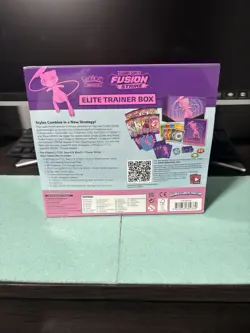 POKEMON TCG SWORD & SHIELD FUSION STRIKE ETB ELITE TRAINER BOX FACTORY SEALED - Image 3