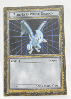 Vtg Yu-Gi-Oh! Dungeon Dice Monsters DDM Blue-Eyes White Dragon B1-01 Eng w Card - Image 2