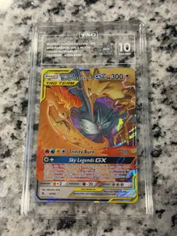 TAG 10 MOLTRES & ZAPDOS & ARTICUNO GX 44/68 HIDDEN FATES POKEMON - Image 1