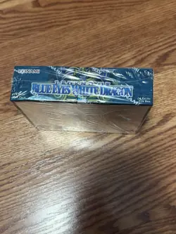 Yu-Gi-Oh Legend of Blue-Eyes White Dragon SEALED Booster Box 25th Anniversary 83717860532 - Image 2