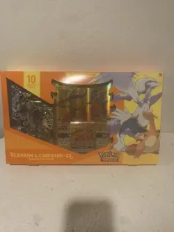 POKEMON TCG RESHIRAM & CHARIZARD-GX PREMIUM COLLECTION (EVOLVING SKIES) SEALED - Image 4