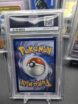 2022' Pokemon Go Secret Rare Dragonite Vstar #81 PSA 8 - Image 2