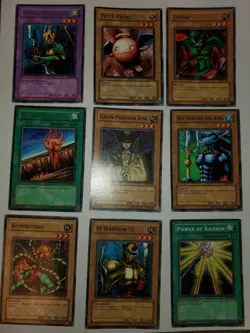 Vintage Yu-Gi-Oh LOB unlimited 10 card lot lightly played - Image 1
