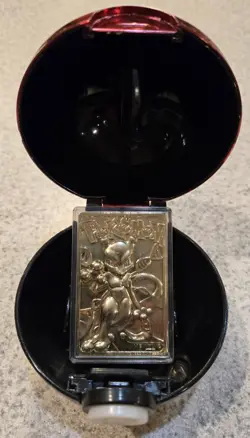 Burger King 1999 Limited edition Pokemon 23 kt gold plated trading card Meowtwo - Image 1