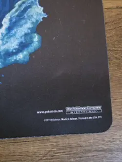 Pokemon 2019 TCG Tag Team Generations Premium Collection Play Mat Charizard - Image 4